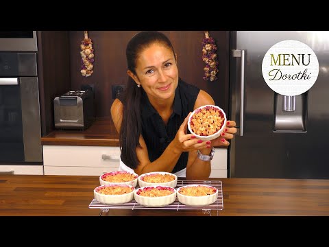 Śliwki zapiekane pod chrupiącą kruszonką. Przepis na szybki i łatwy deser ze śliwkami. MENU Dorotki