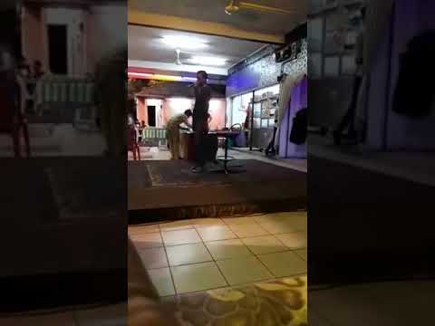 Dave mustein vs james hatfield