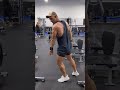 shoulder workout flexing 💪
