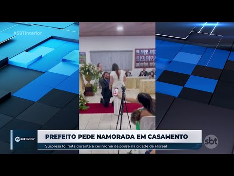 Surpresa foi feita durante a cerimônia de posse na cidade de Floreal; prefeito pede namorada em cas