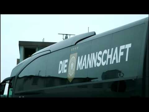 Die Mannschaft - Anreise nach Nürnberg 08/06/17