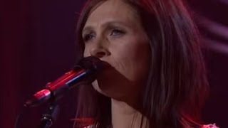 Spicks and Specks -- HIGHLIGHT: Is God Real by Kasey Chambers