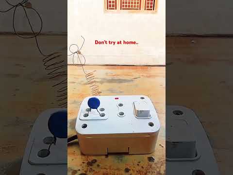 What will happen when we connect a BDR 471 Ac 220V capacitor#circuit #electrical #funny #experiment