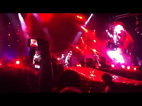 Coldplay - The Scientist {Live @ Allianz Stadium} 17/11/2012