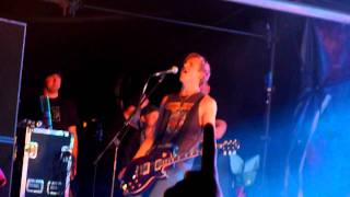 Download lagu McFLY - 5 colours in her hair - Hampton Court 28.08.11 mp3