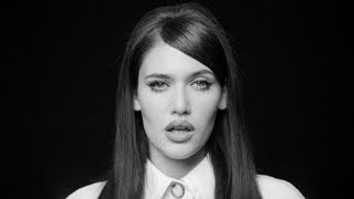 Sienna Spiro - Die On This Hill