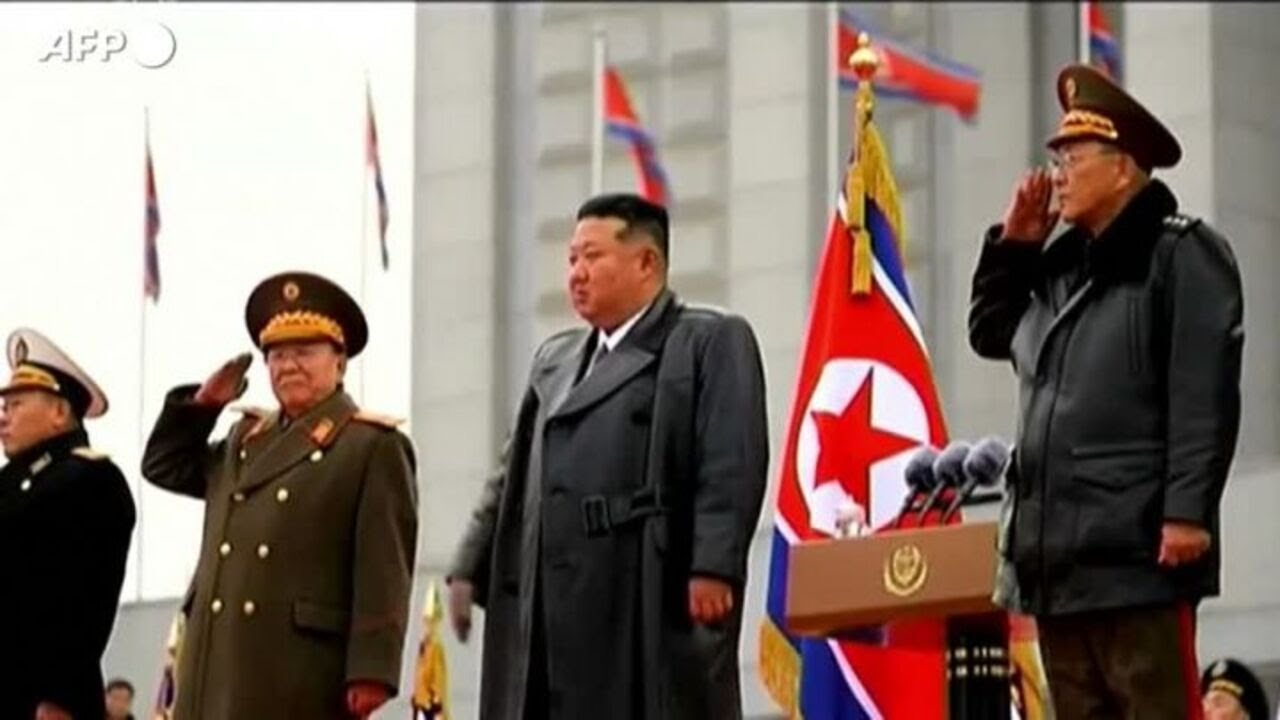 Il leader nordcoreano Kim accoglie le truppe invite in Russia a combattere contro Kiev