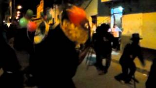 preview picture of video 'FERREÑAFE: festividad del niño dios de noche buena (danza de la vaca loca) 24-12-11 part 1'