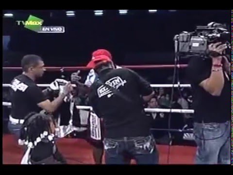 Pelea Walter Castillo (Nic) vs Vicente Mosquera (Pan) - Prodesa