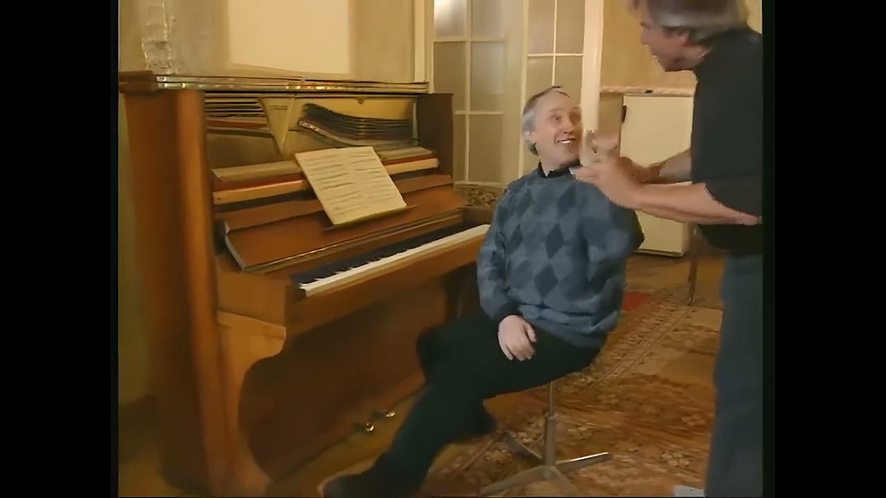 RUSSIA / SUITE 702 (Enhanced 4K)