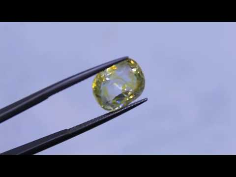 8.84 carat aaa quality lab certified natural yellow topaz