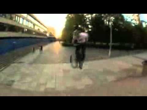 Danny Macaskill vs Damien Walters