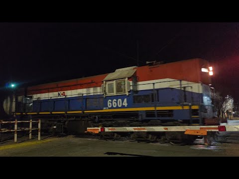 [4K] Tren cargado de NCA con la EMD GR-12W 6604 pasando por Marcos Juárez!!!!!!