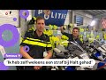 Politievlogger Jan-Willem beantwoordt vragen van kinderen