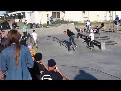 Åvalla Skatepark & Ungdomens Hus Ystad - Skatetävling 2013-06-06