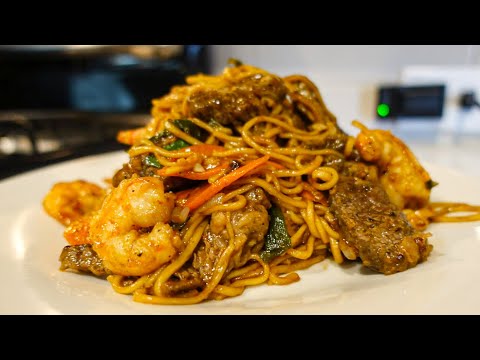 How To Make DELICIOUS Steak and Shrimp Chow Mein Recipe