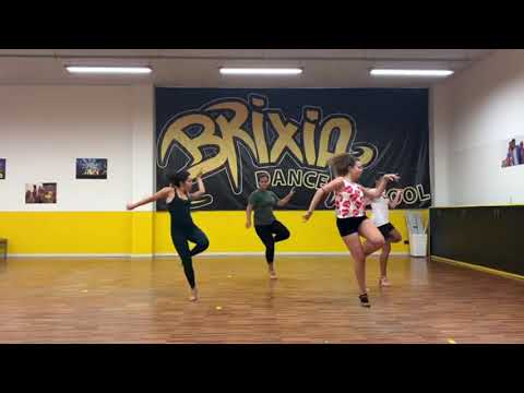 Favorito Dani J - Bachata Lady Style