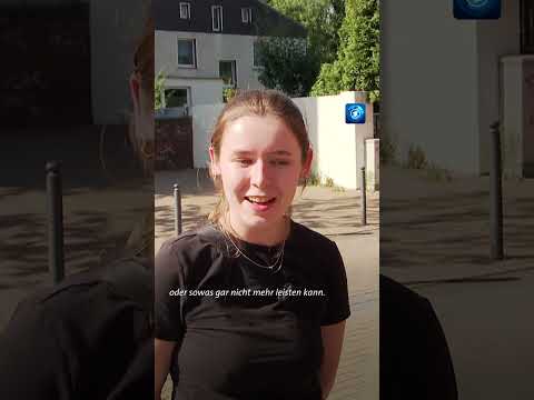 Eine Seltenheit: In Bochum gibt es noch eine Kugel Eis für 50 Cent. #eisdiele #tagesschau #shorts