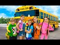 व्लाद और निकी पूल में स्कूल बस और सुरक�