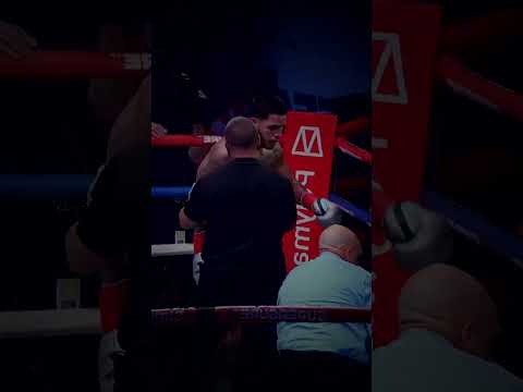 🥊 Qo‘l yuqoriga ketdi… zarba esa himoya ostidan o‘tdi!