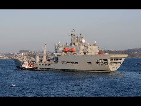 RFA WAVE KNIGHT A389 LEAVES DEVONPORT NAVAL BASE AT DEVILS POINT - 23rd March 2020