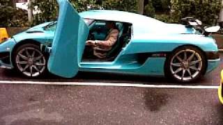 Koenigsegg CCXR start-up and rev (- parking by valet, what a job!)