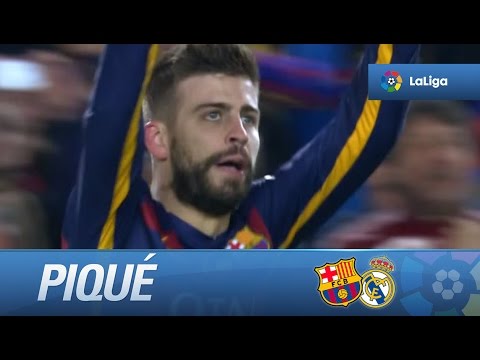 Gol de cabeza de Piqué (1-0) en el FC Barcelona - Real Madrid