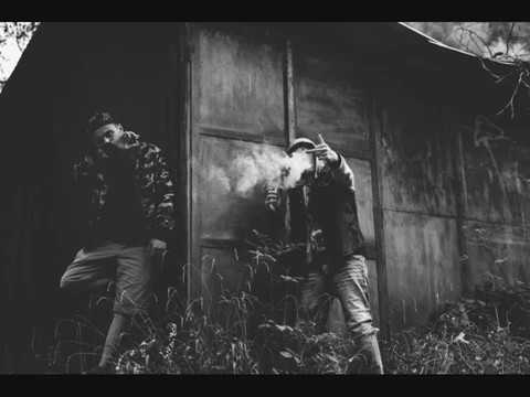 ROBEK ft. KUBECH - PADÁME NA DNO