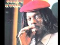 Dance Nah Keep-Dennis Brown (Nothing Like This)