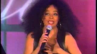 DIANA ROSS  You Can&#39;t Hurry Love on Oprah