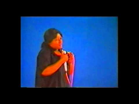 Chant solo execute par Haira Arby (Region de Tombouctou-Biennale 1986)
