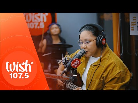 Eliza Maturan performs "Museo" LIVE on Wish 107.5 Bus