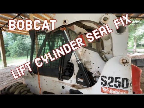 Bobcat S250 Hydraulic Lift Cylinder Seal Replacement