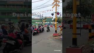 Download lagu Iwan fals - pinggiran kota besar mp3