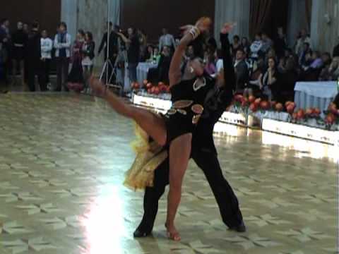 Sofroni Malin & Acatrinei Alexandra - Chisinau open 2012 - final - rumba.mpg