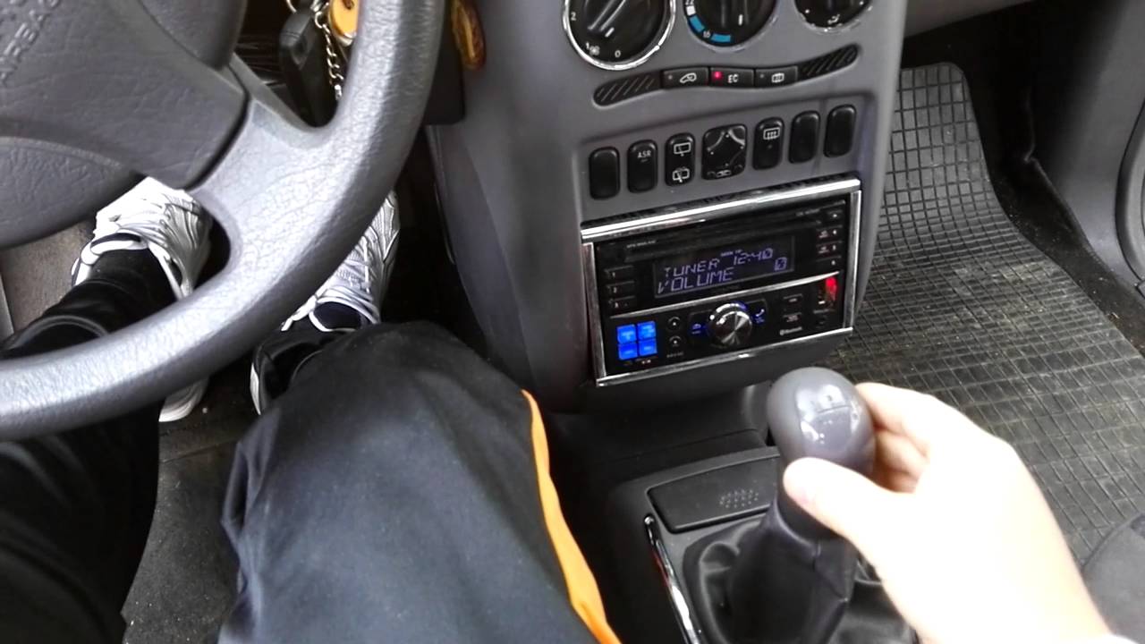 Czujniki parkowania przód i tył.Auto Einparkhilfe