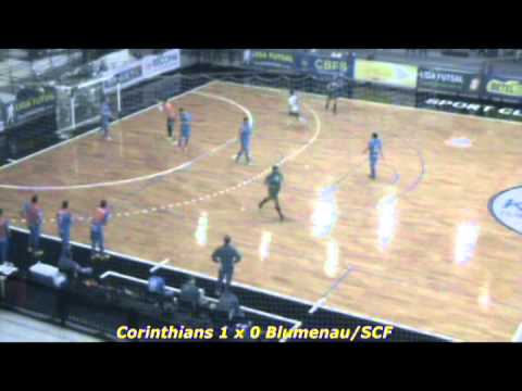 Jogo Corinthians X Blumenau/SCF válido pela primeira rodada da Liga Futsal 2014.