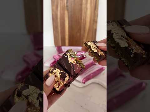 Dubai chocolate pt. 1🎀🥜🍫 #dubai #dubaichocolate #yum #recipe #pink #asmr #shorts #pistachio #diy