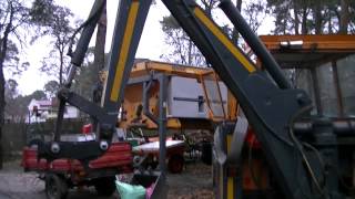 preview picture of video 'Quick coupler assembly in backhoe Ostrówek year of construction 1978'