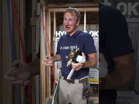 Einstellen eines Duschventils für eine geflieste Dusche