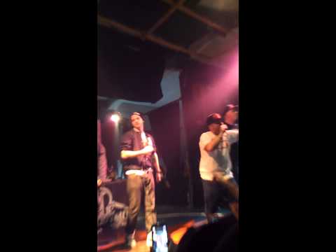 Sangue mostro feat Clementino live rinascimento