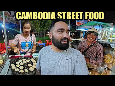 Trying Cambodian Street Food in Siem Reap 🇰🇭