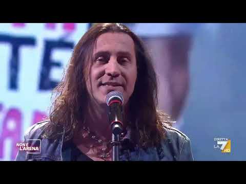 Giuseppe Povia a Non è l'Arena: "Sono un 'No covid vax'"