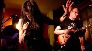 "Conne" (Brigitte Fontaine) - Live par Ambre