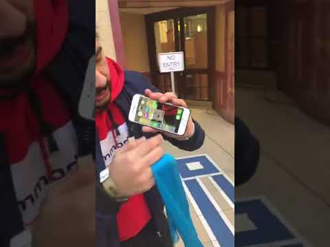 iPhone MAGIC...📱😱 #magic #viral #gocreate #foryou #lol #funny #tricks #uktalent #epic #insane