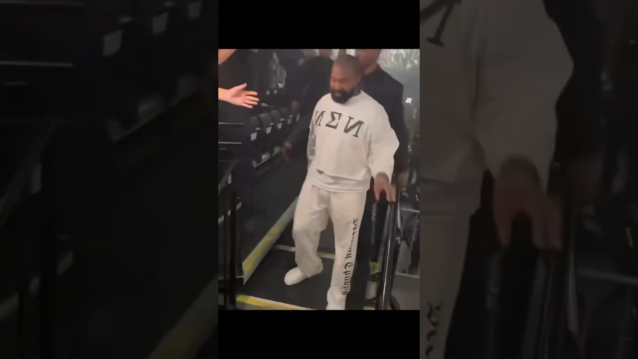 #Ye Daps Up A Fan In The Crowd At Vultures 2 Listening Event Tonight🔥🤝