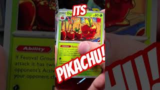 ITS PIKACHUUU #pokemon #pokemoncards #pokemontcg #pikachu #gold #fyp #packopening
