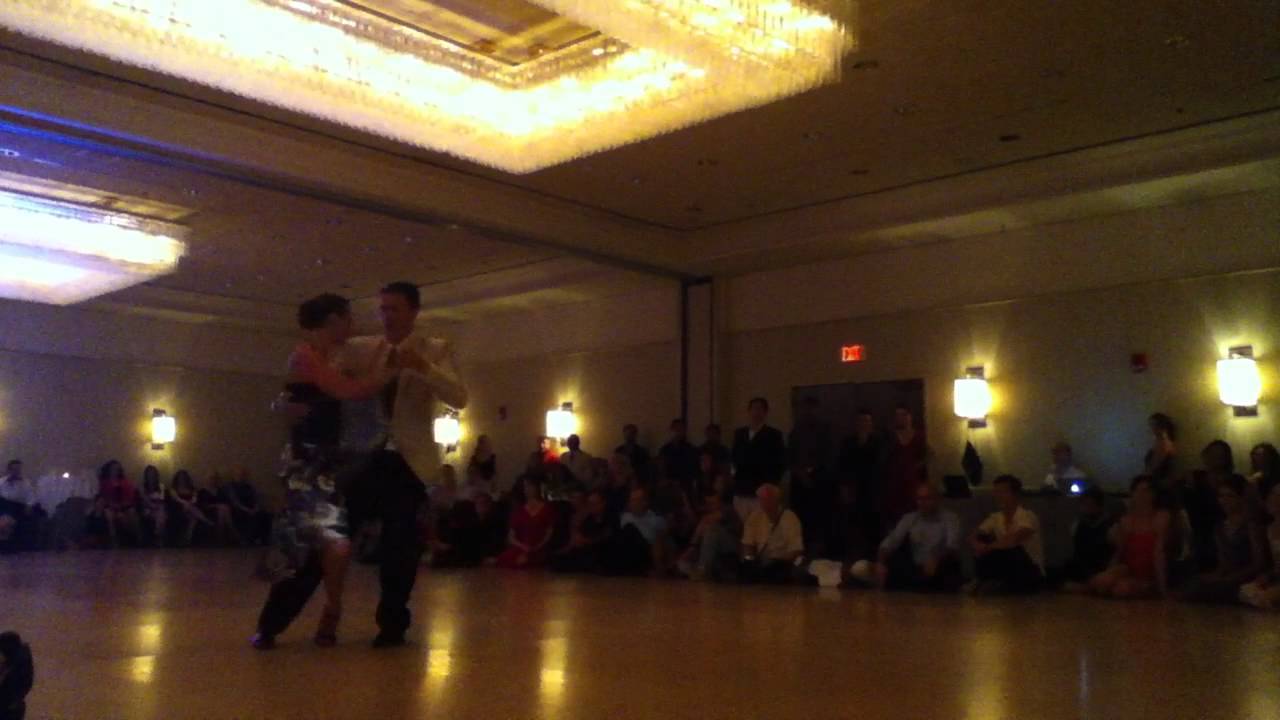 Barbara Carpino and Claudio Forte at Chicago Tango Week 2012, Friday night Milonga, performance 2