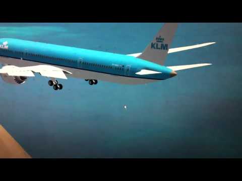 Landing at Madeira 787 esp 2