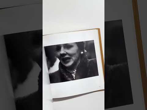 Книга Harry Callahan: Masters of Photography Series. Б/У - фото 1 - id-p1435376584